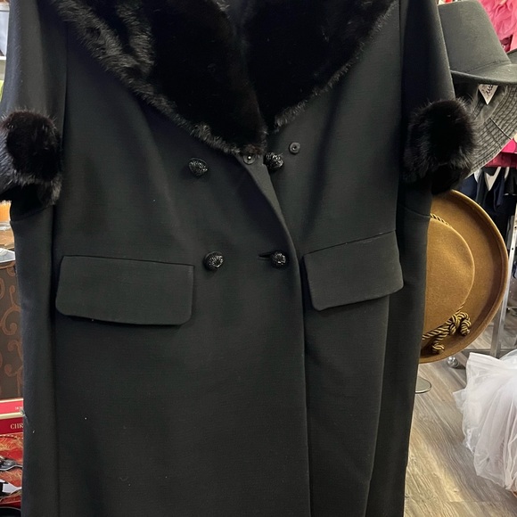 MARTHA PALM BEACH VTG BLACK COAT - Picture 1 of 9